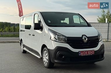 Грузопассажирский фургон Renault Trafic 2017 в Буче