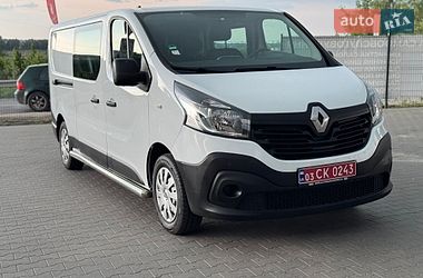 Грузопассажирский фургон Renault Trafic 2017 в Буче