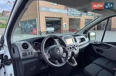 Грузопассажирский фургон Renault Trafic 2017 в Буче