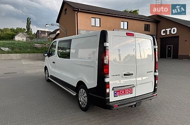 Грузопассажирский фургон Renault Trafic 2017 в Буче