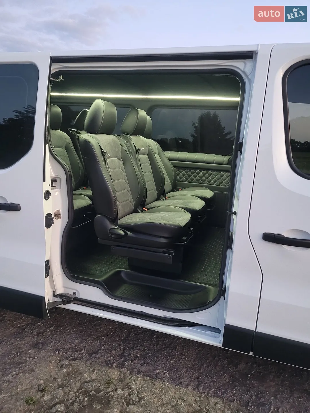 2021 Renault Trafic - мініатюра 55
