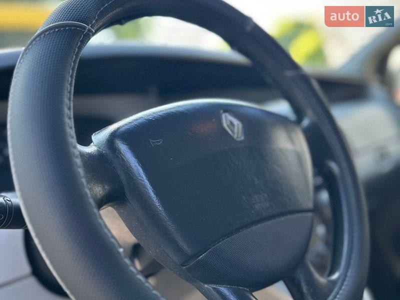 Грузопассажирский фургон Renault Trafic 2009 в Луцке
