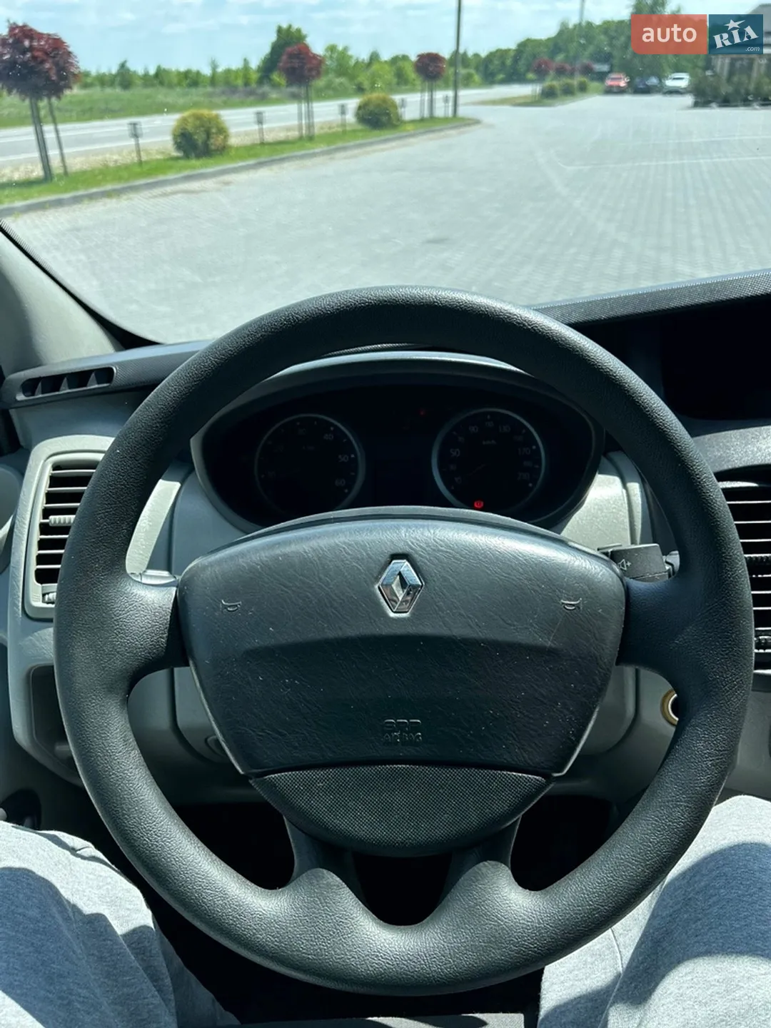 2011 Renault Trafic - мініатюра 50