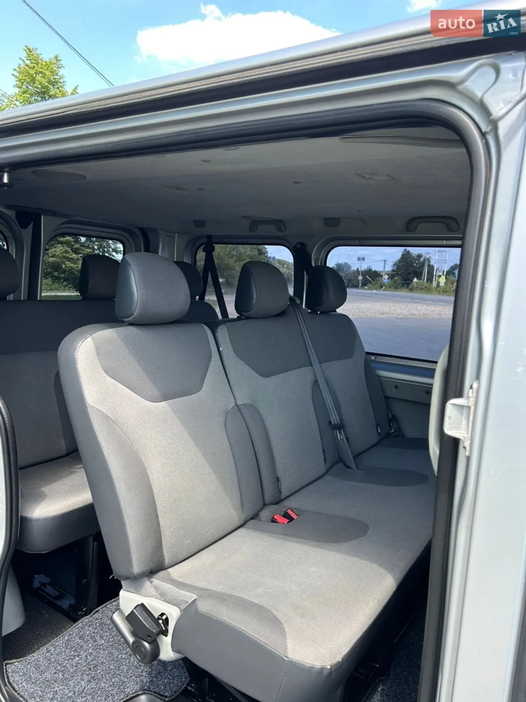2011 Renault Trafic - мініатюра 65