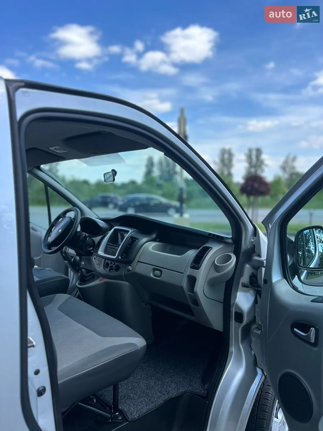 2011 Renault Trafic - мініатюра 73