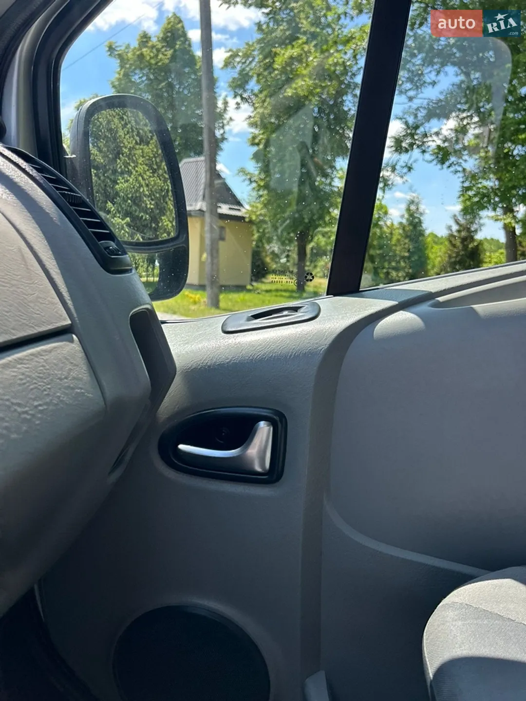 2011 Renault Trafic - мініатюра 87