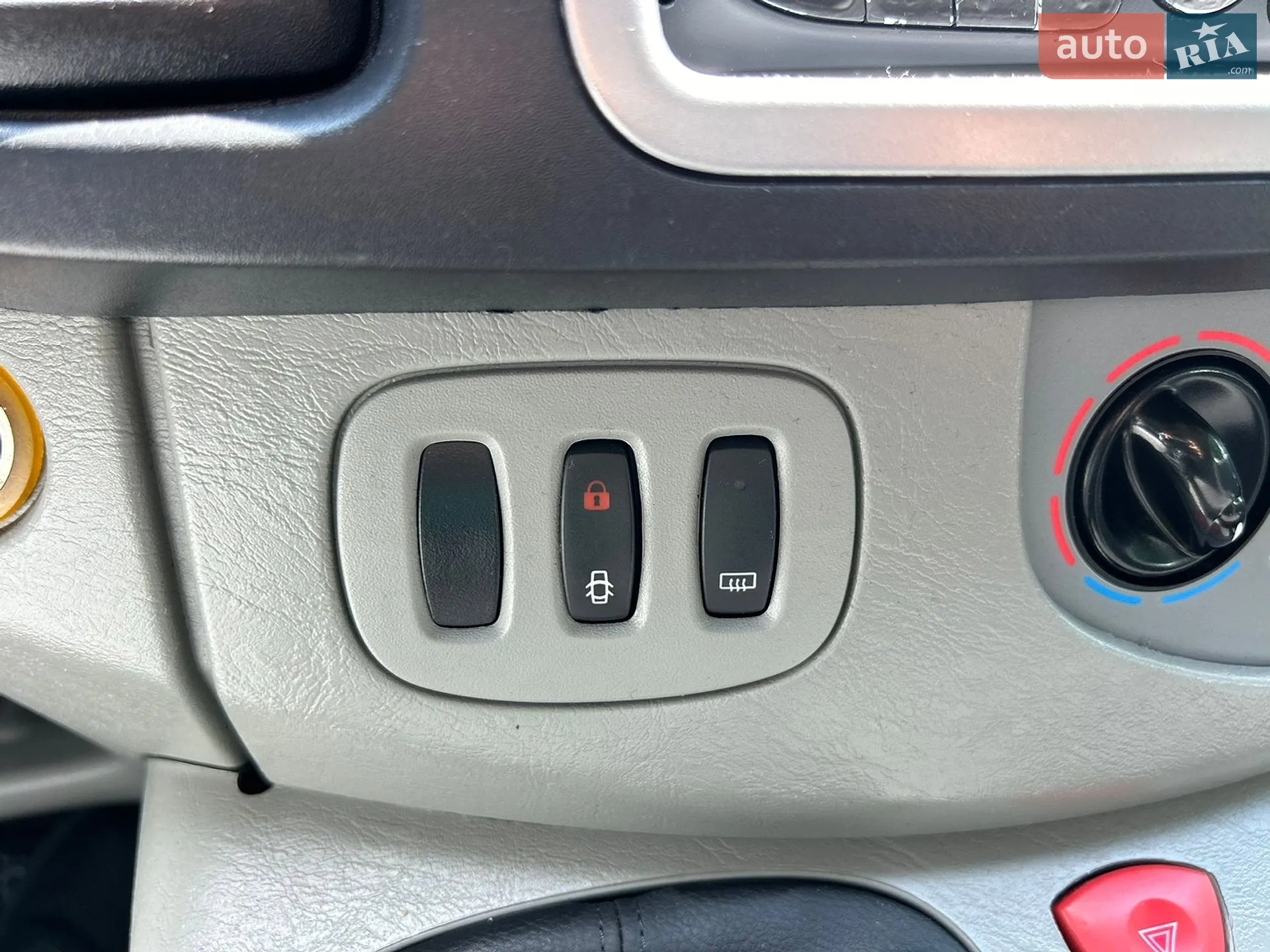 2011 Renault Trafic - мініатюра 94