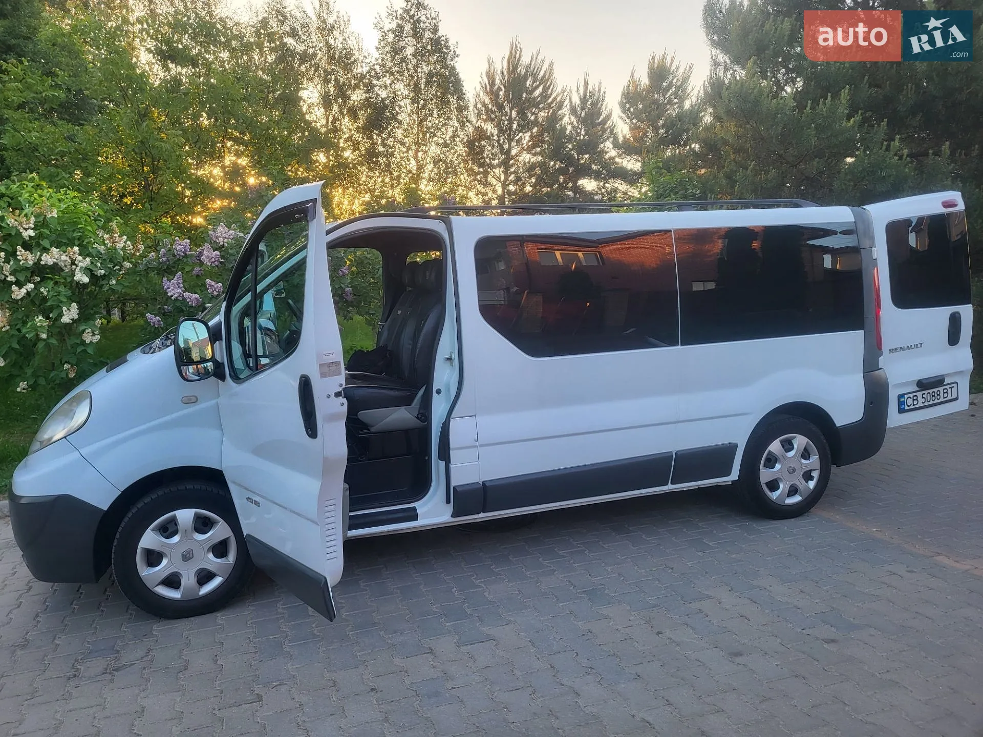 2011 Renault Trafic - мініатюра 62