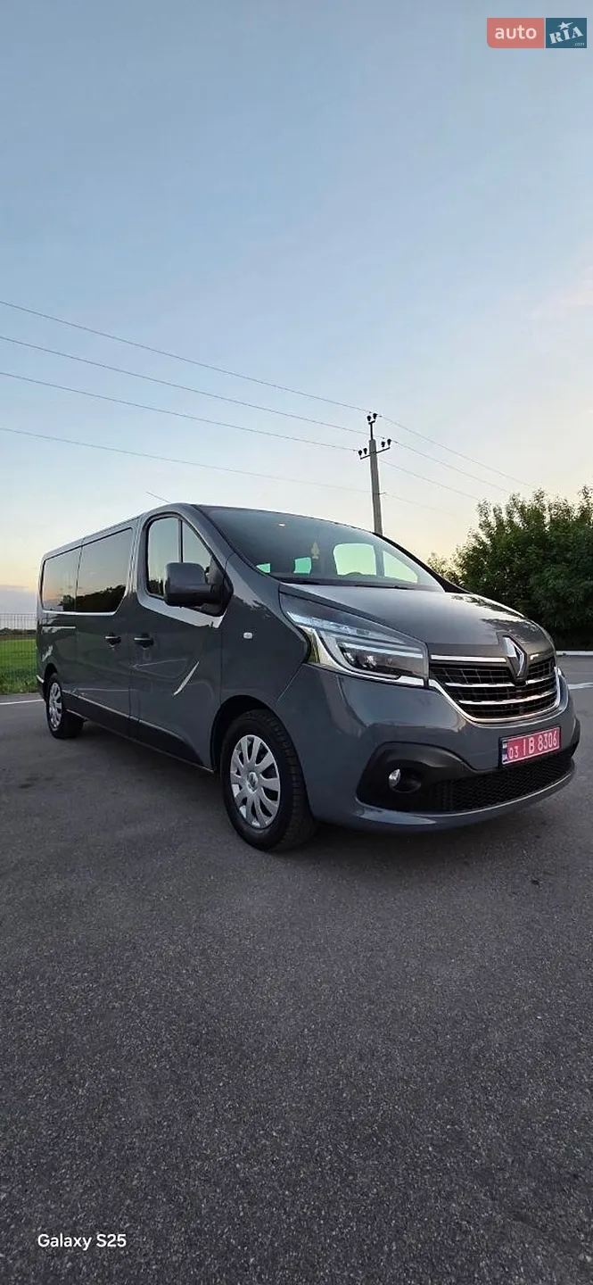 2020 Renault Trafic - мініатюра 2
