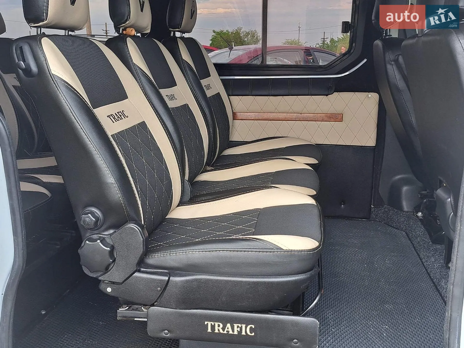 2016 Renault Trafic - мініатюра 10