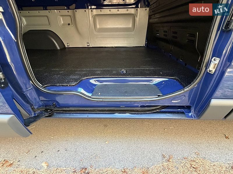 Другие грузовики Renault Trafic 2014 в Киеве