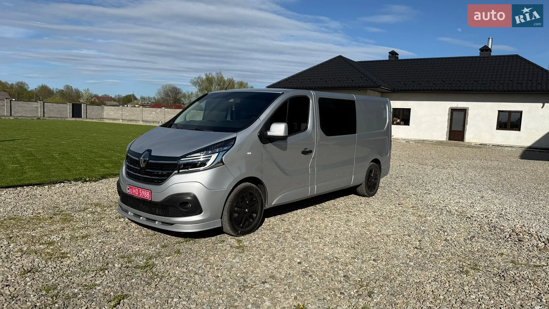 2019 Renault Trafic - фото 1