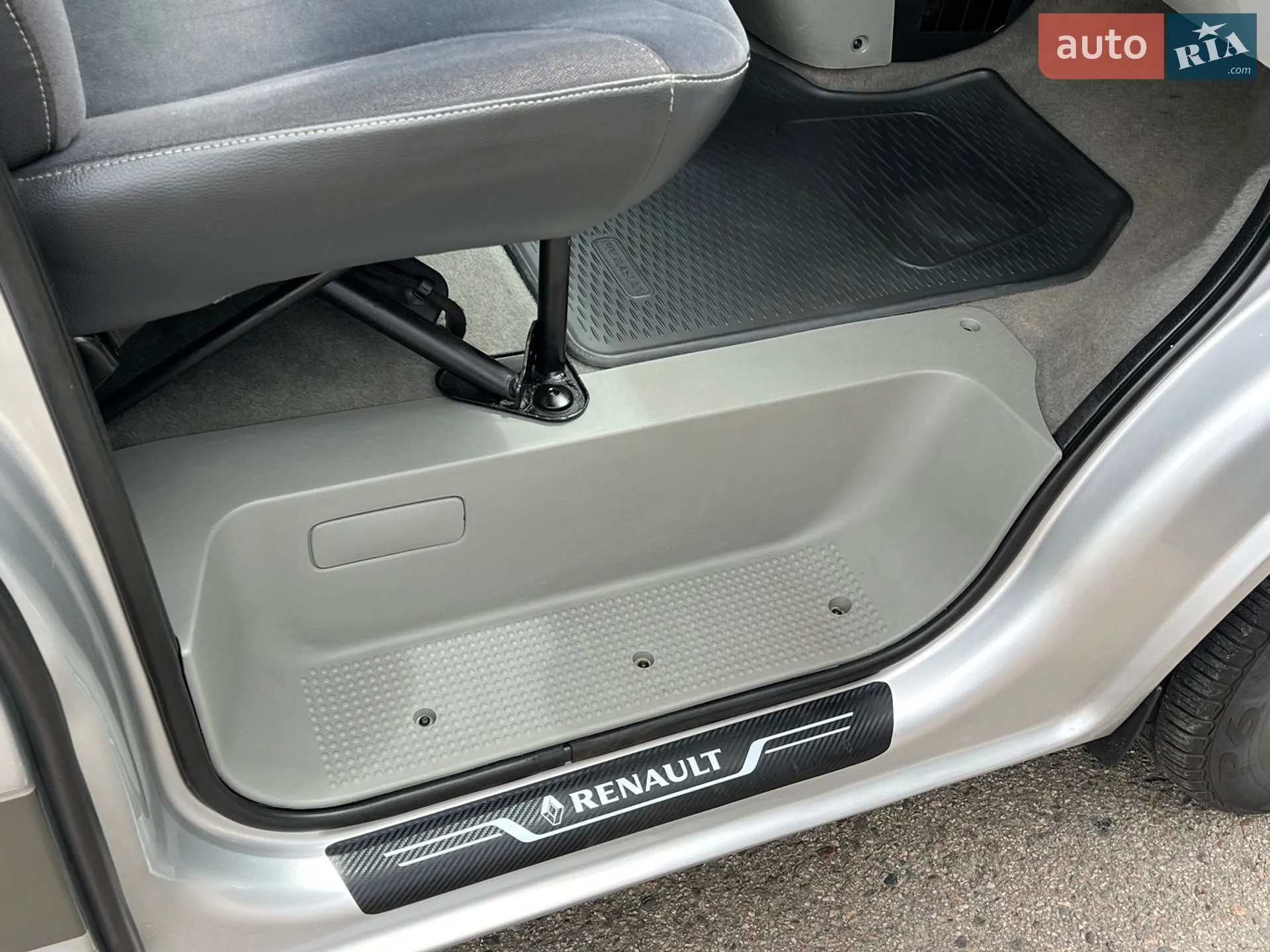 2013 Renault Trafic - мініатюра 47