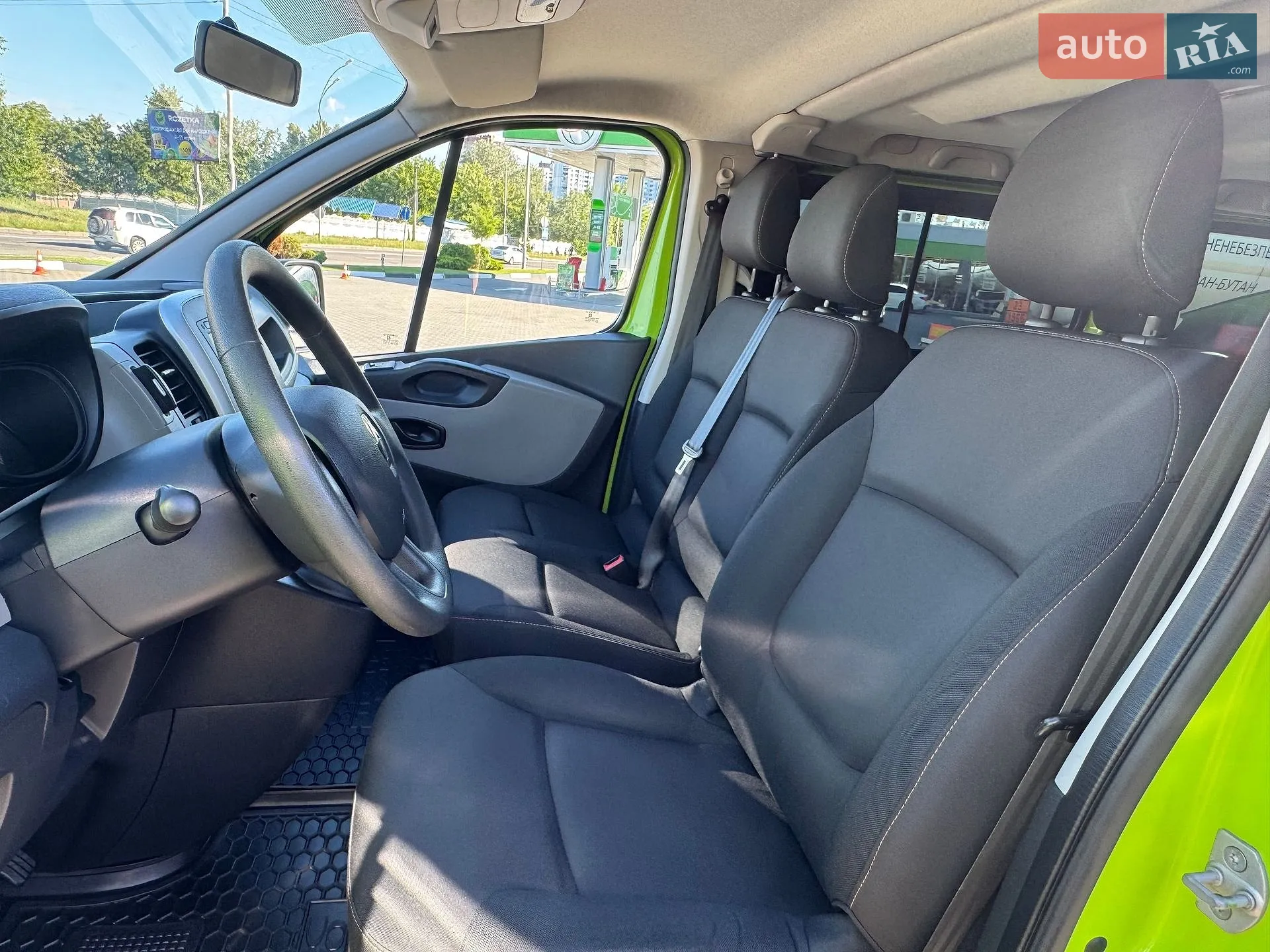 2015 Renault Trafic - мініатюра 32