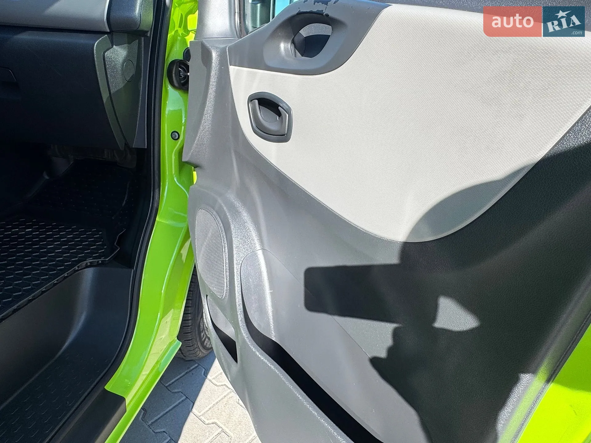2015 Renault Trafic - мініатюра 55
