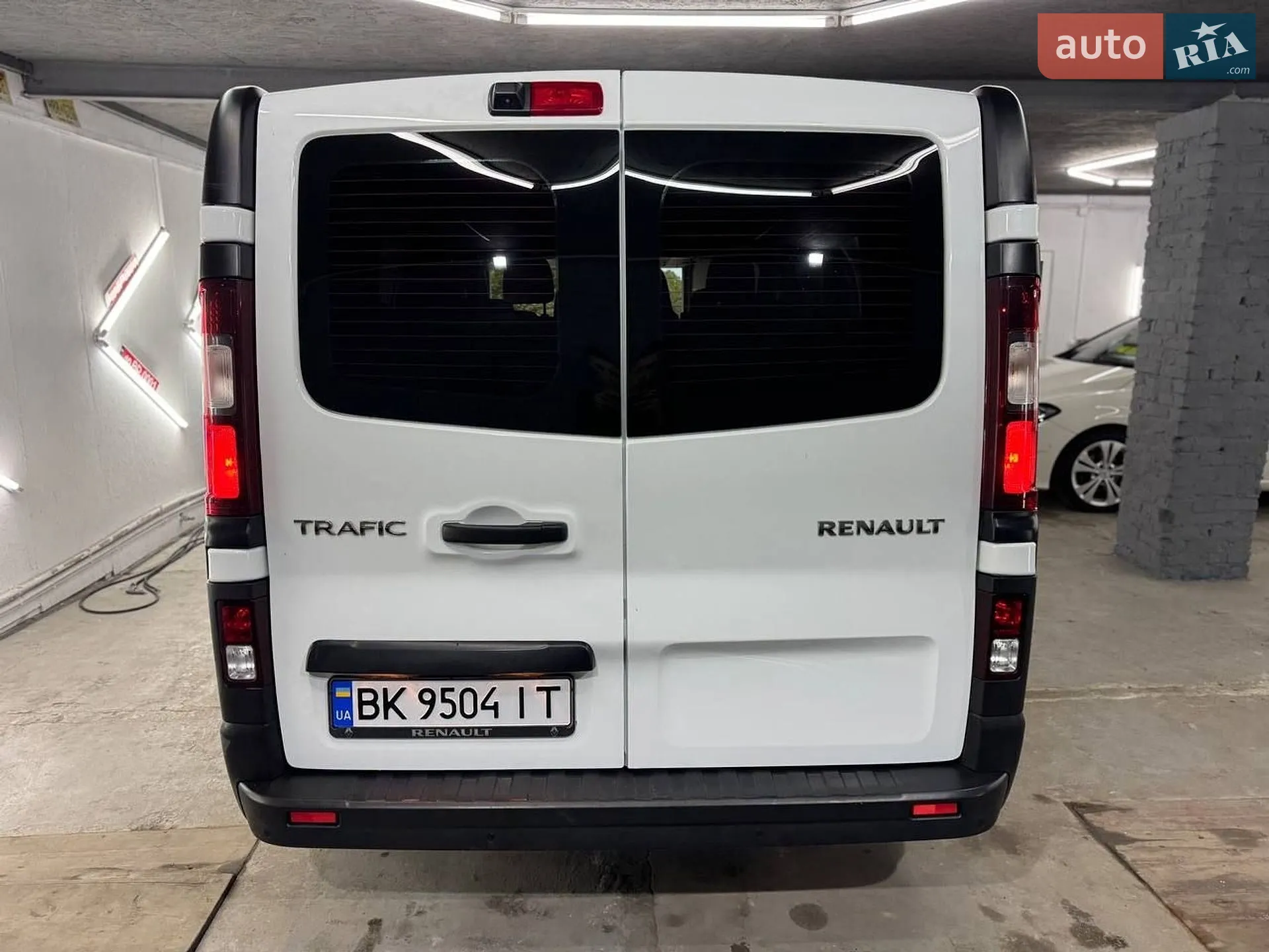2020 Renault Trafic - мініатюра 2