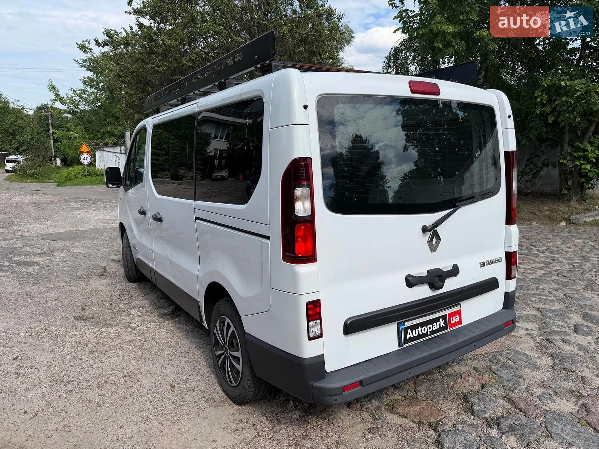 2015 Renault Trafic - мініатюра 8