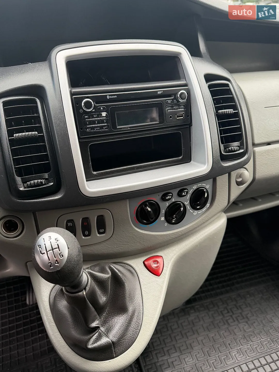 2013 Renault Trafic - мініатюра 16