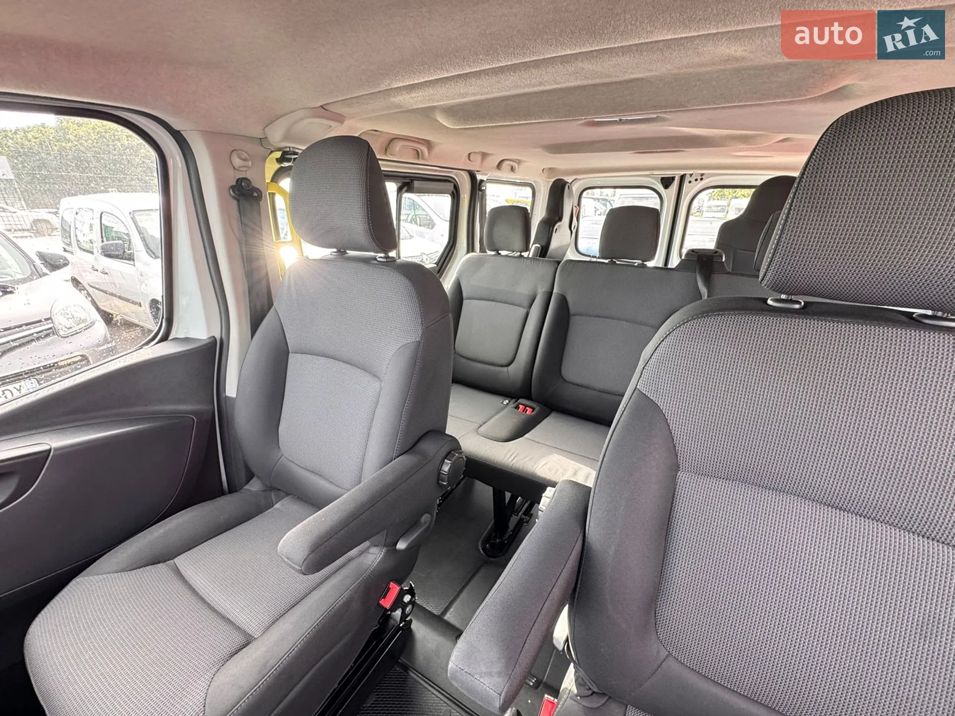 2019 Renault Trafic - мініатюра 26