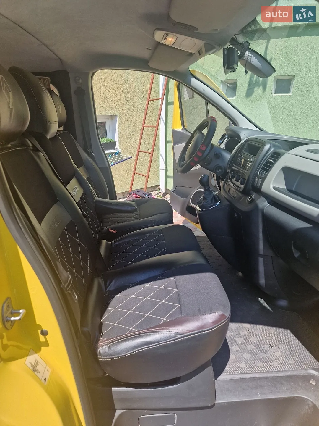 2015 Renault Trafic - мініатюра 13