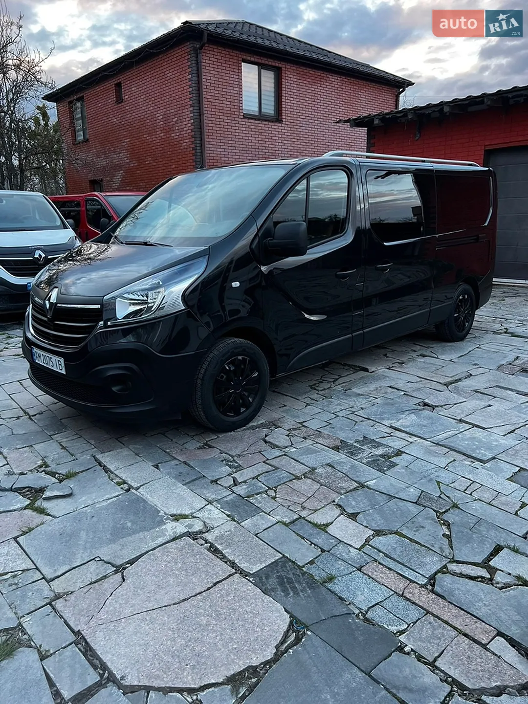 2021 Renault Trafic - мініатюра 3
