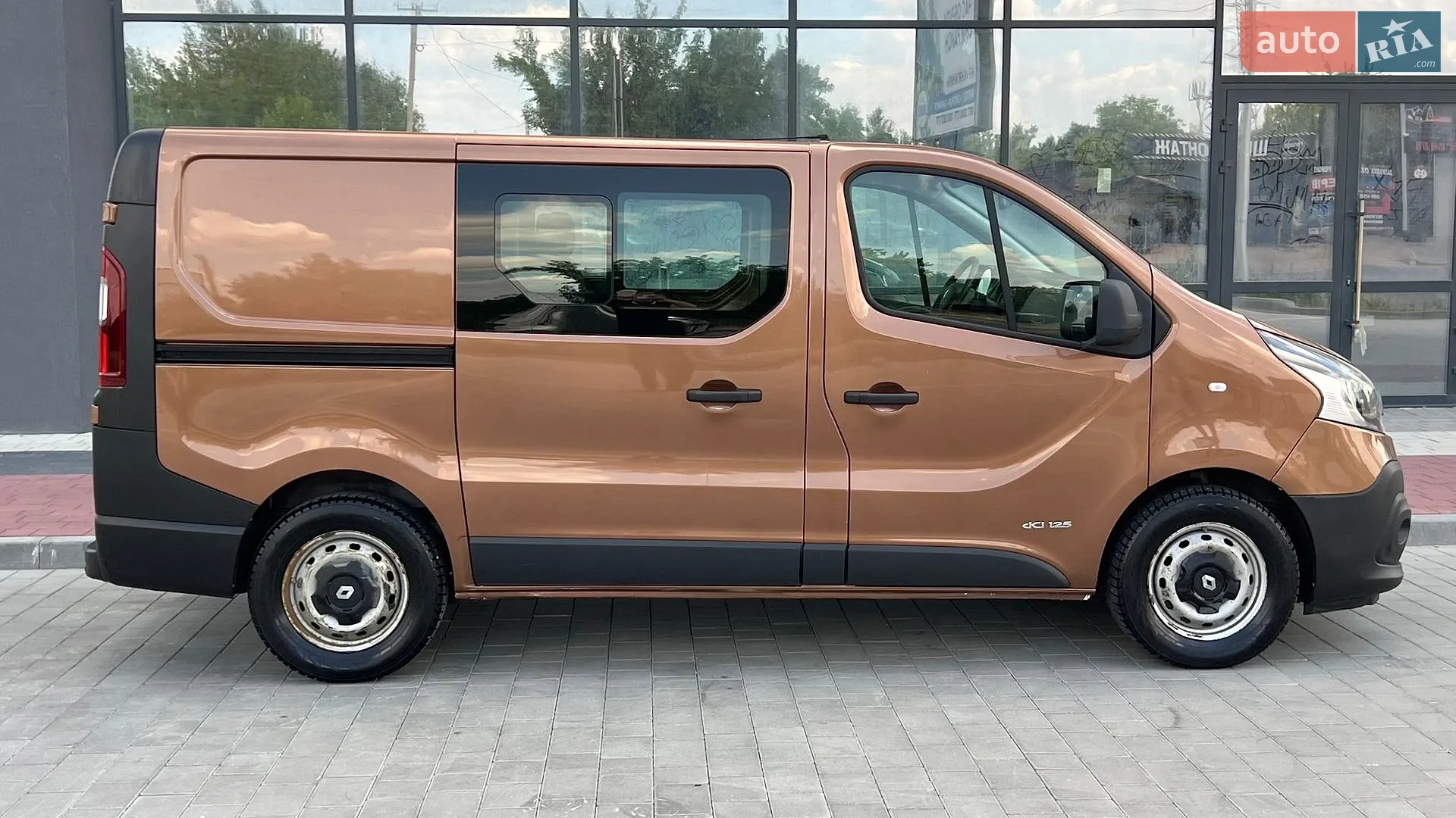 Renault Trafic 2017 VIN VF1JL000357638395 фото оголошення 7 з 35