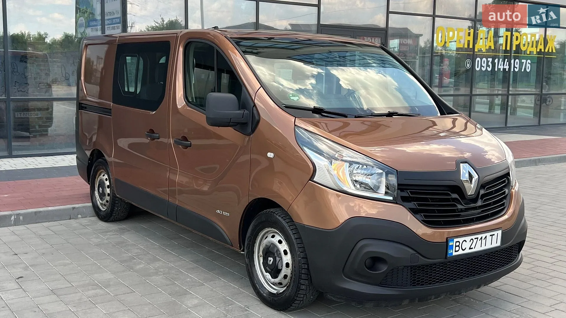 Renault Trafic 2017 VIN VF1JL000357638395 фото оголошення 12 з 35