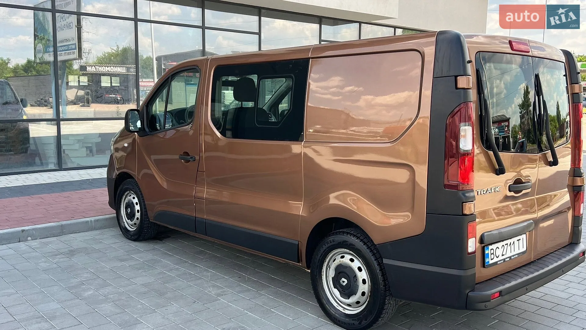 Renault Trafic 2017 VIN VF1JL000357638395 фото оголошення 22 з 35