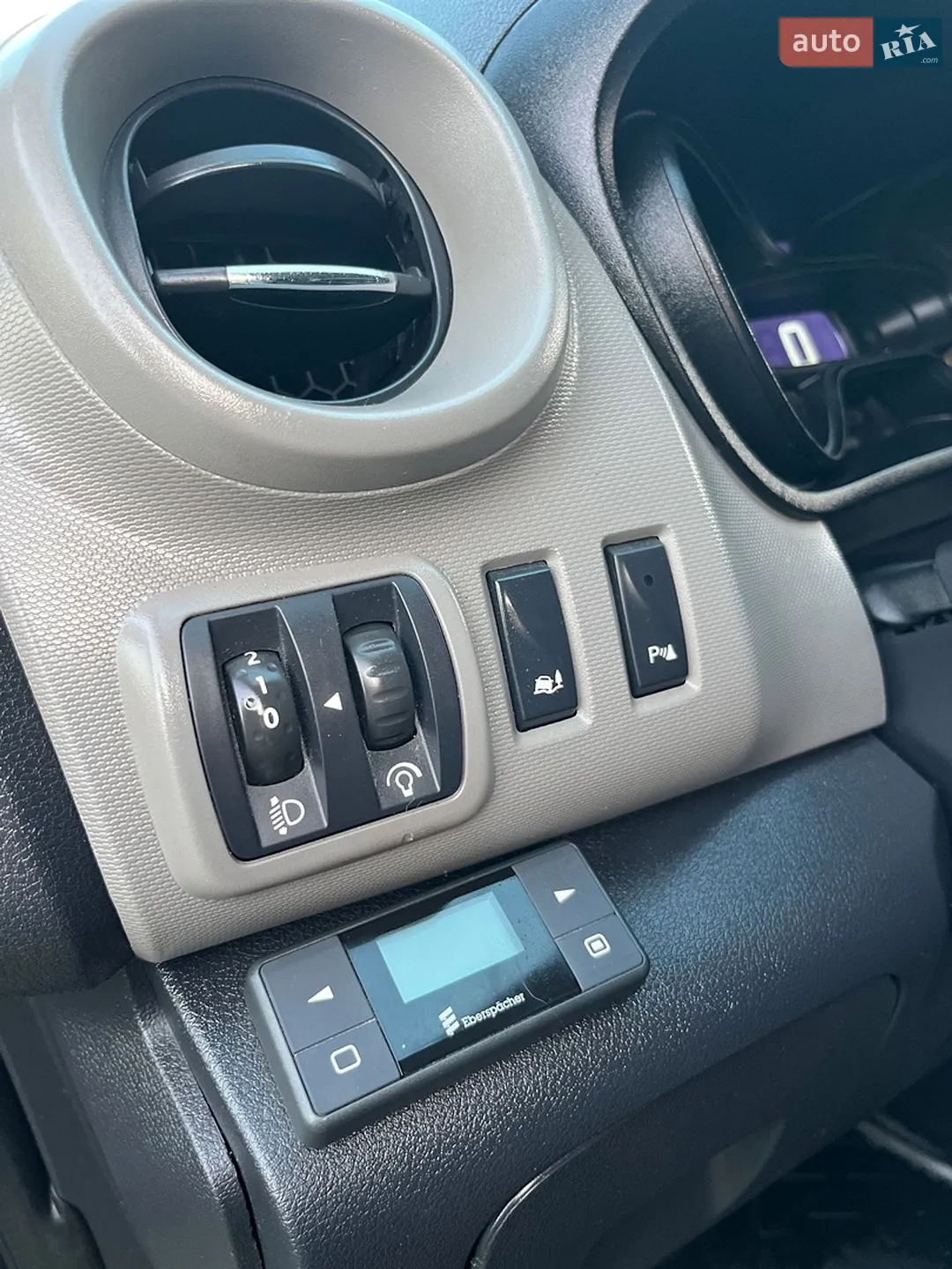 2016 Renault Trafic - мініатюра 16