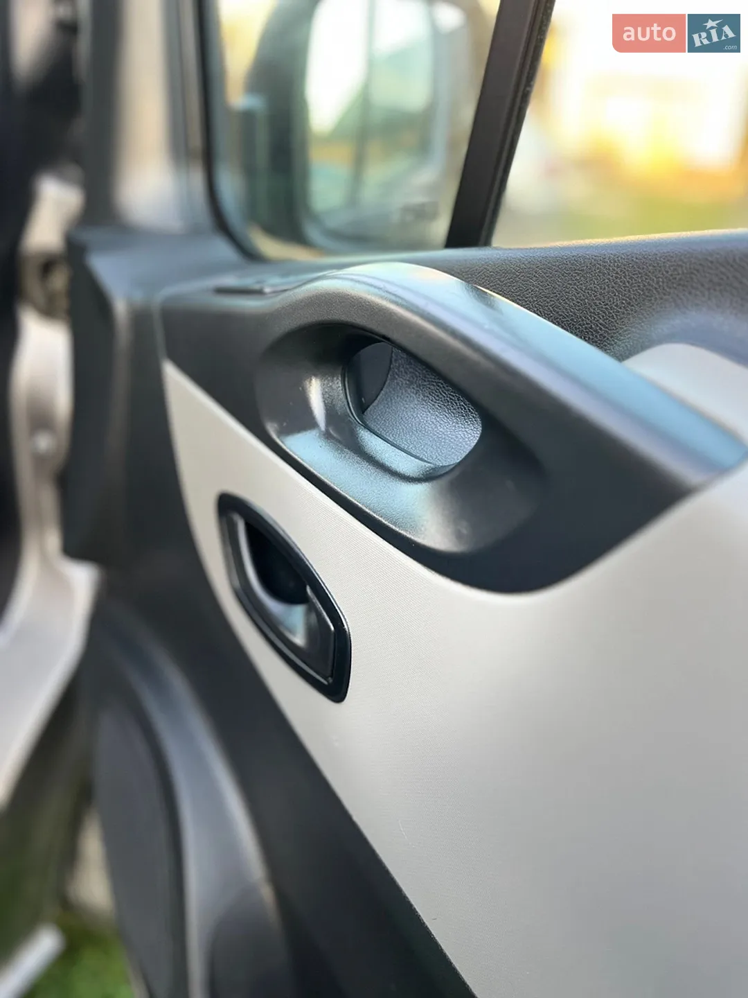 2016 Renault Trafic - мініатюра 50