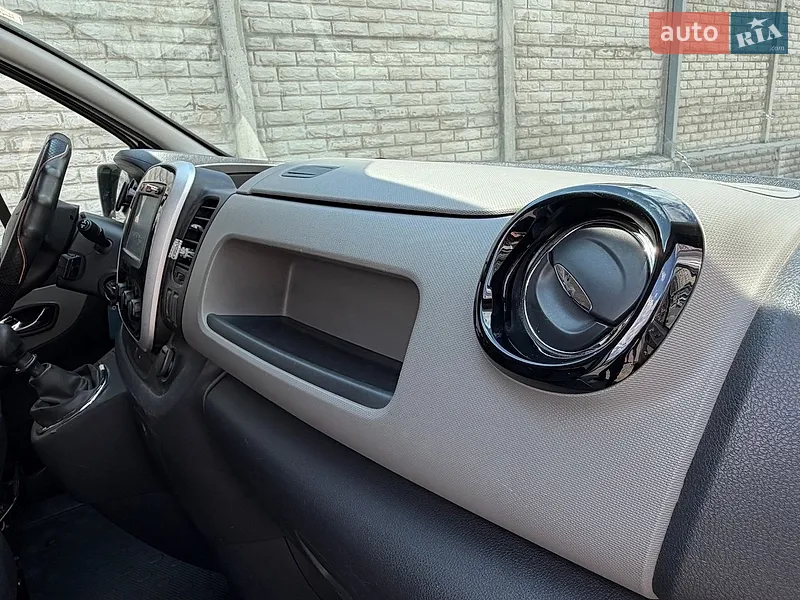 Renault Trafic 2016 VIN VF1FL000156743786 фото оголошення 42 з 95