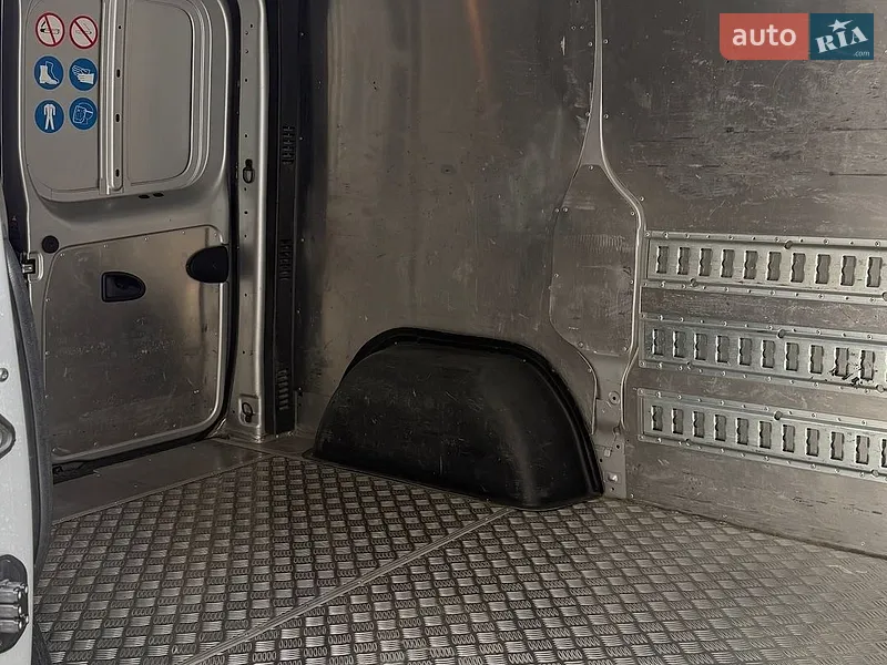 Renault Trafic 2016 VIN VF1FL000156743786 фото оголошення 75 з 95