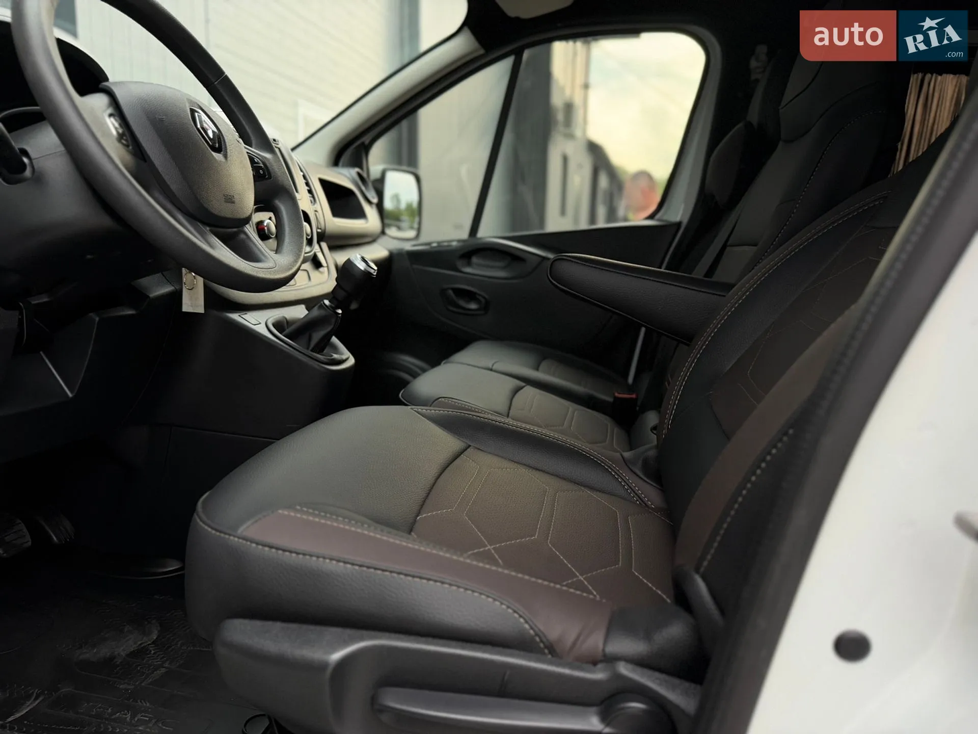 2021 Renault Trafic - мініатюра 54