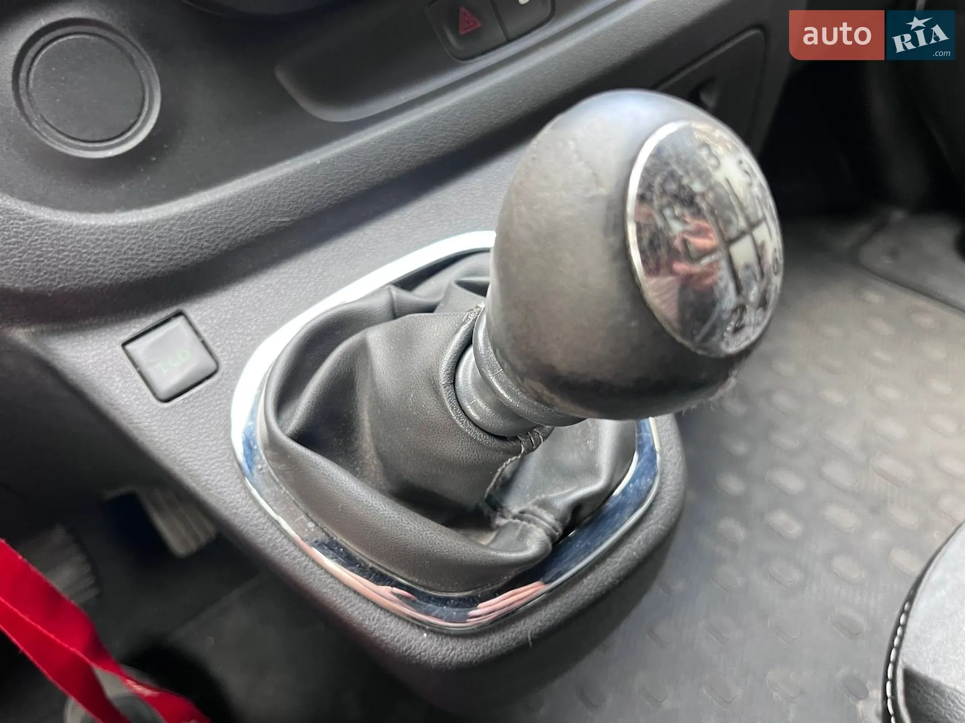 2015 Renault Trafic - мініатюра 23