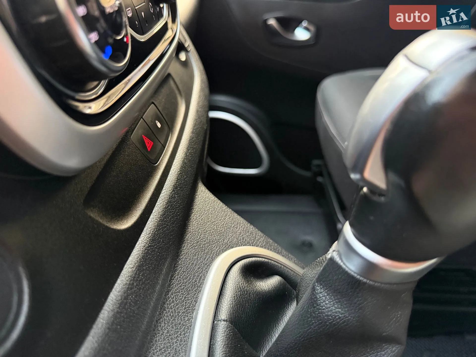 2020 Renault Trafic - мініатюра 112