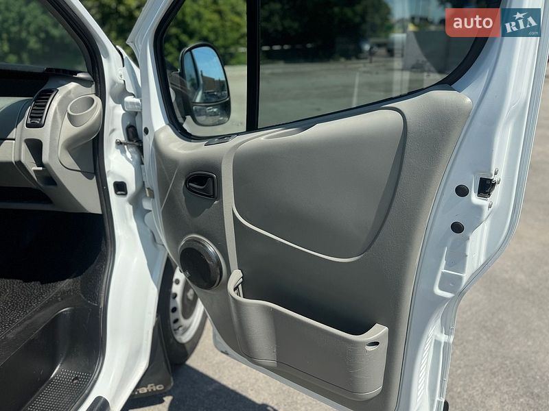 Минивэн Renault Trafic 2008 в Житомире