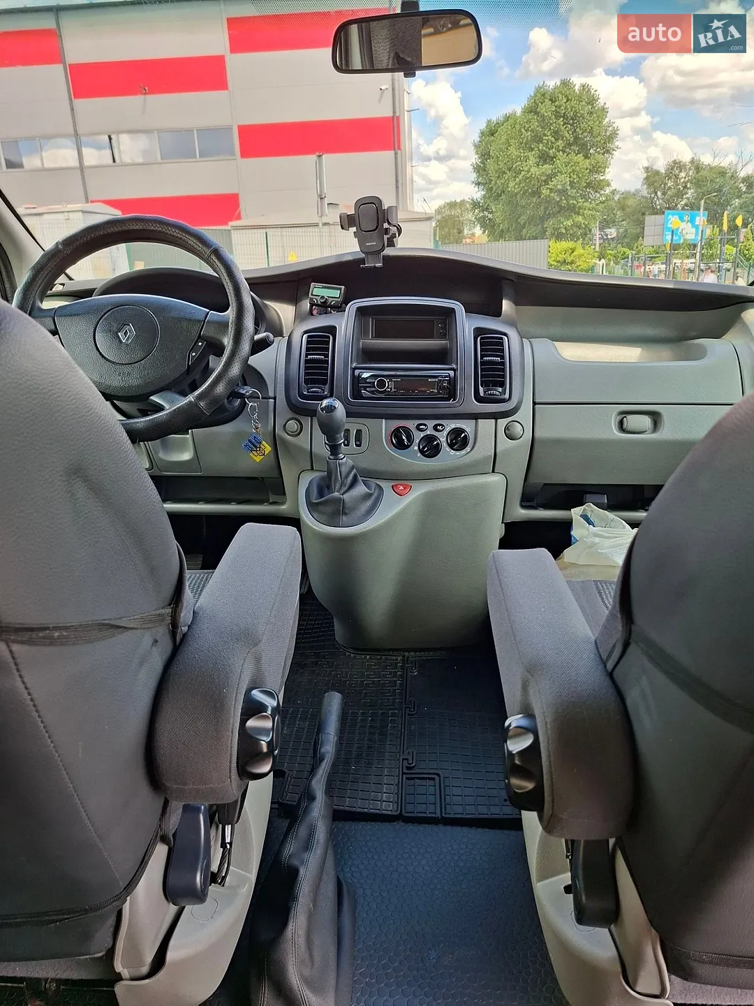 2011 Renault Trafic - мініатюра 25