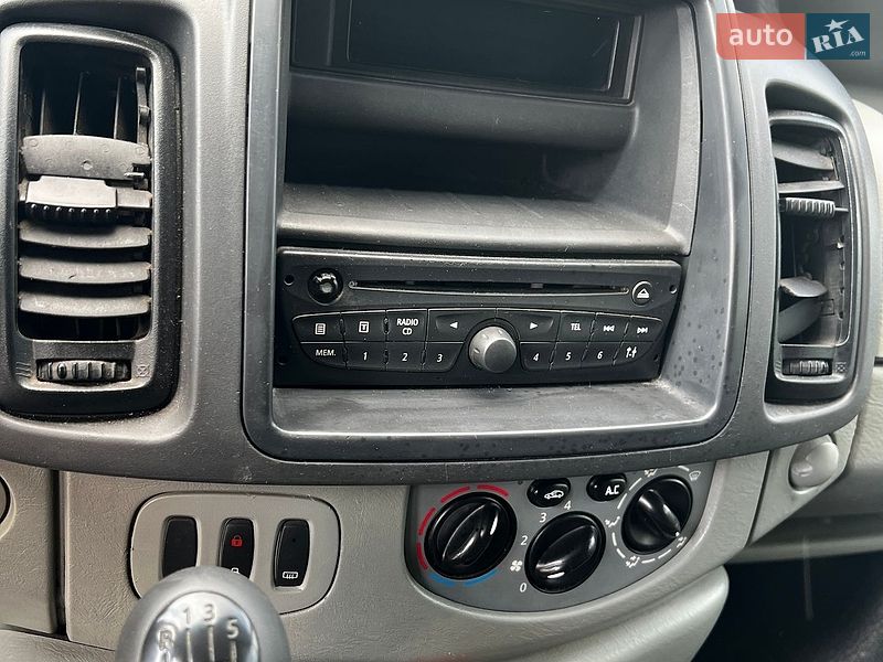 Вантажний фургон Renault Trafic 2012 в Тернополі