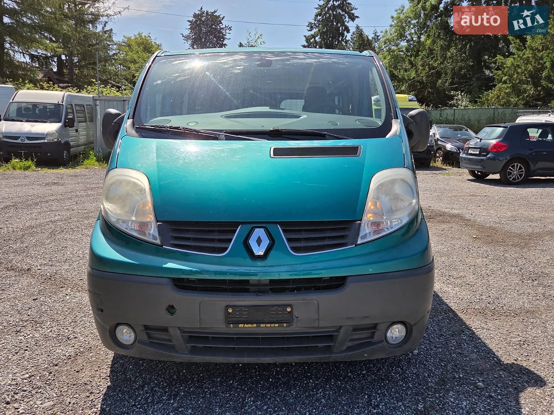 2014 Renault Trafic - мініатюра 2