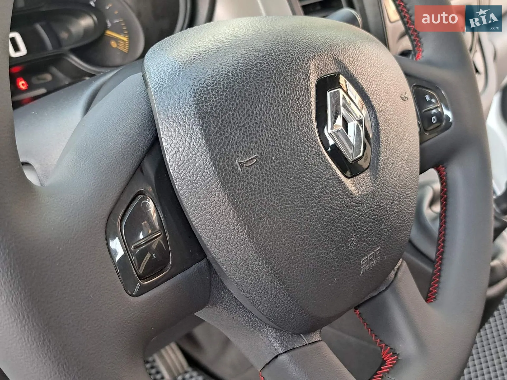 2016 Renault Trafic - мініатюра 39