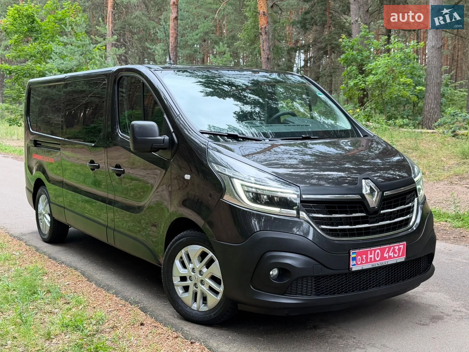 2021 Renault Trafic - фото 1