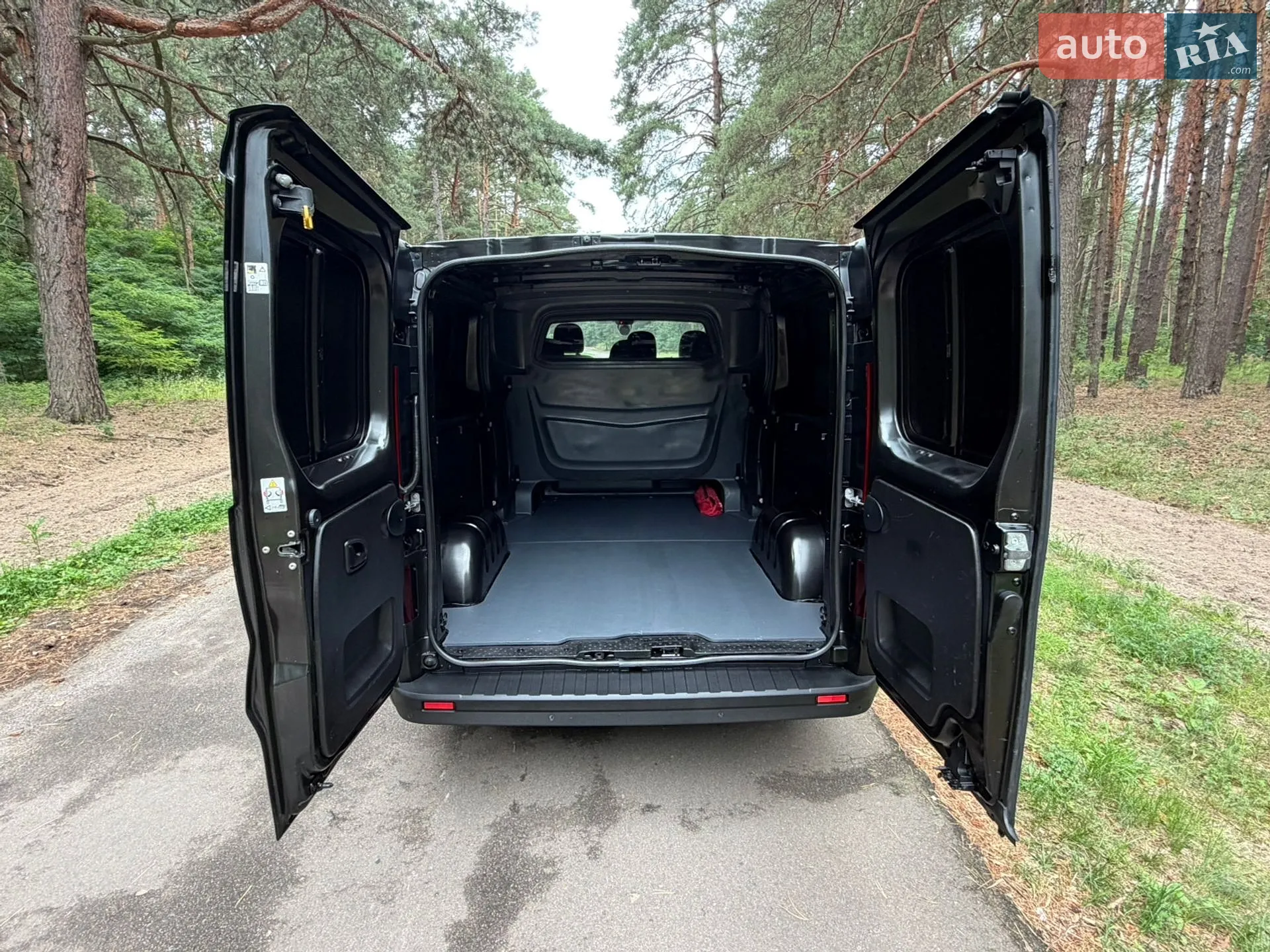 2021 Renault Trafic - мініатюра 51