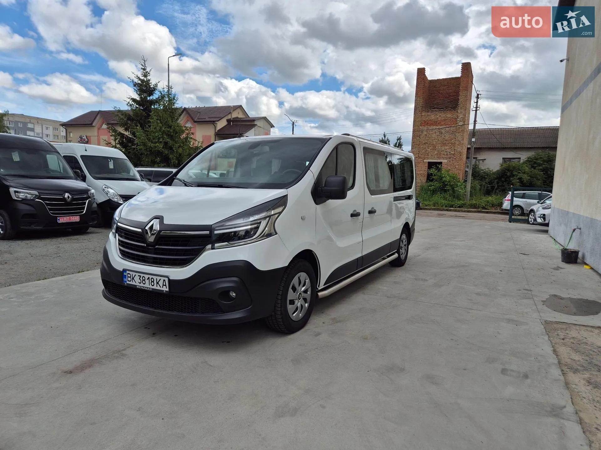 2021 Renault Trafic - мініатюра 2