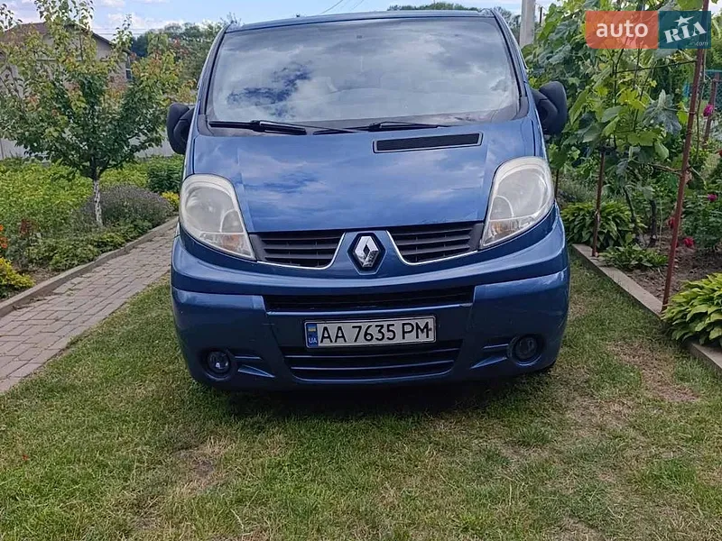Renault Trafic 2011