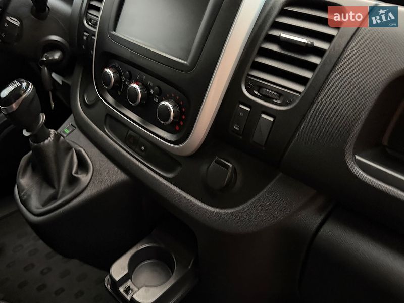 Грузопассажирский фургон Renault Trafic 2021 в Львове фото 129 Грузопассажирский фургон Renault Trafic 2021 в Львове
