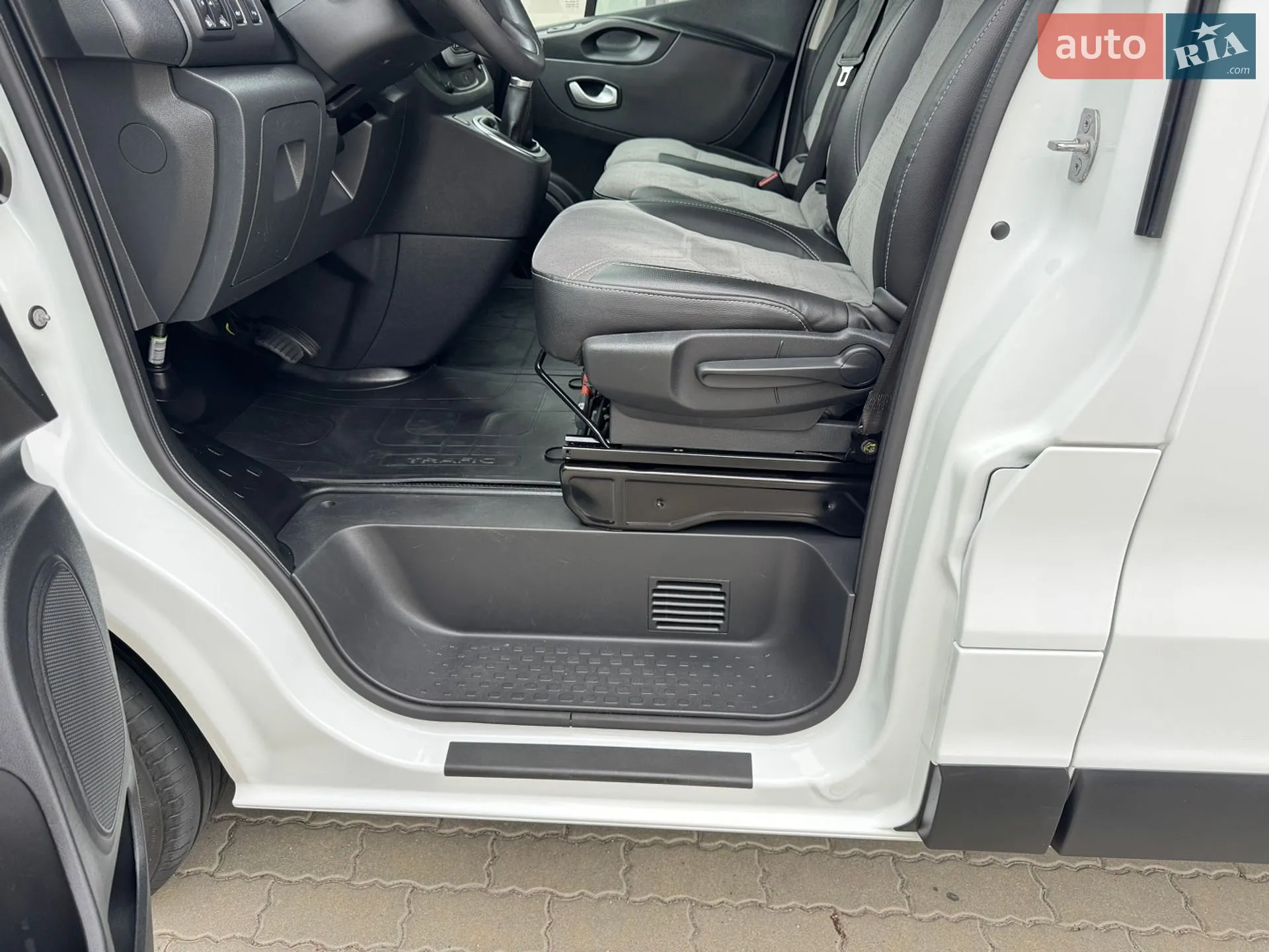 2020 Renault Trafic - мініатюра 26
