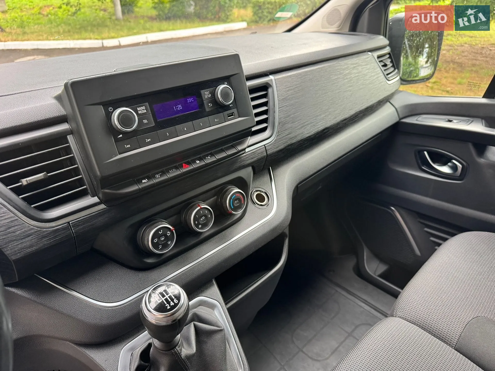 2022 Renault Trafic - мініатюра 30