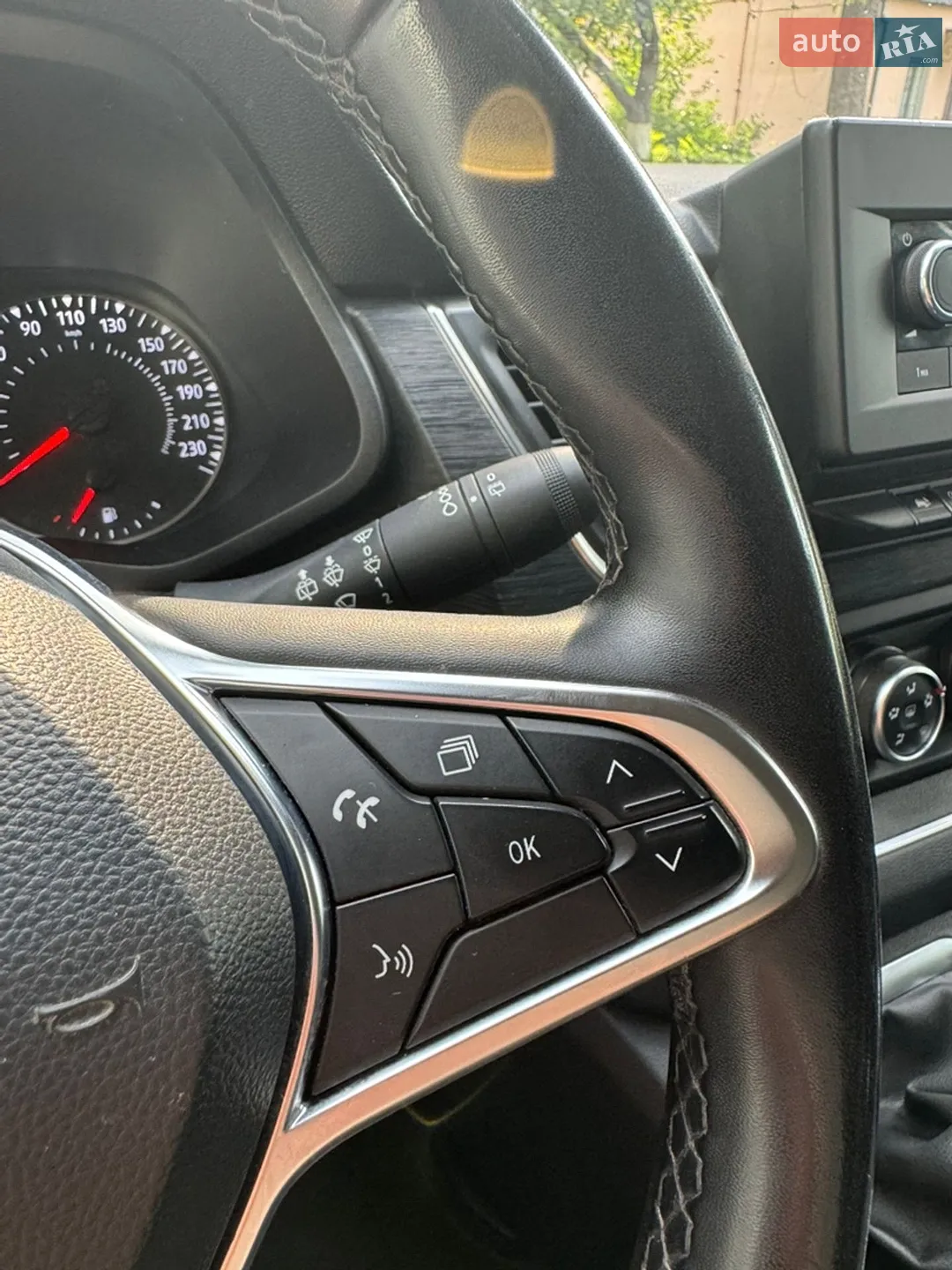 2022 Renault Trafic - мініатюра 50