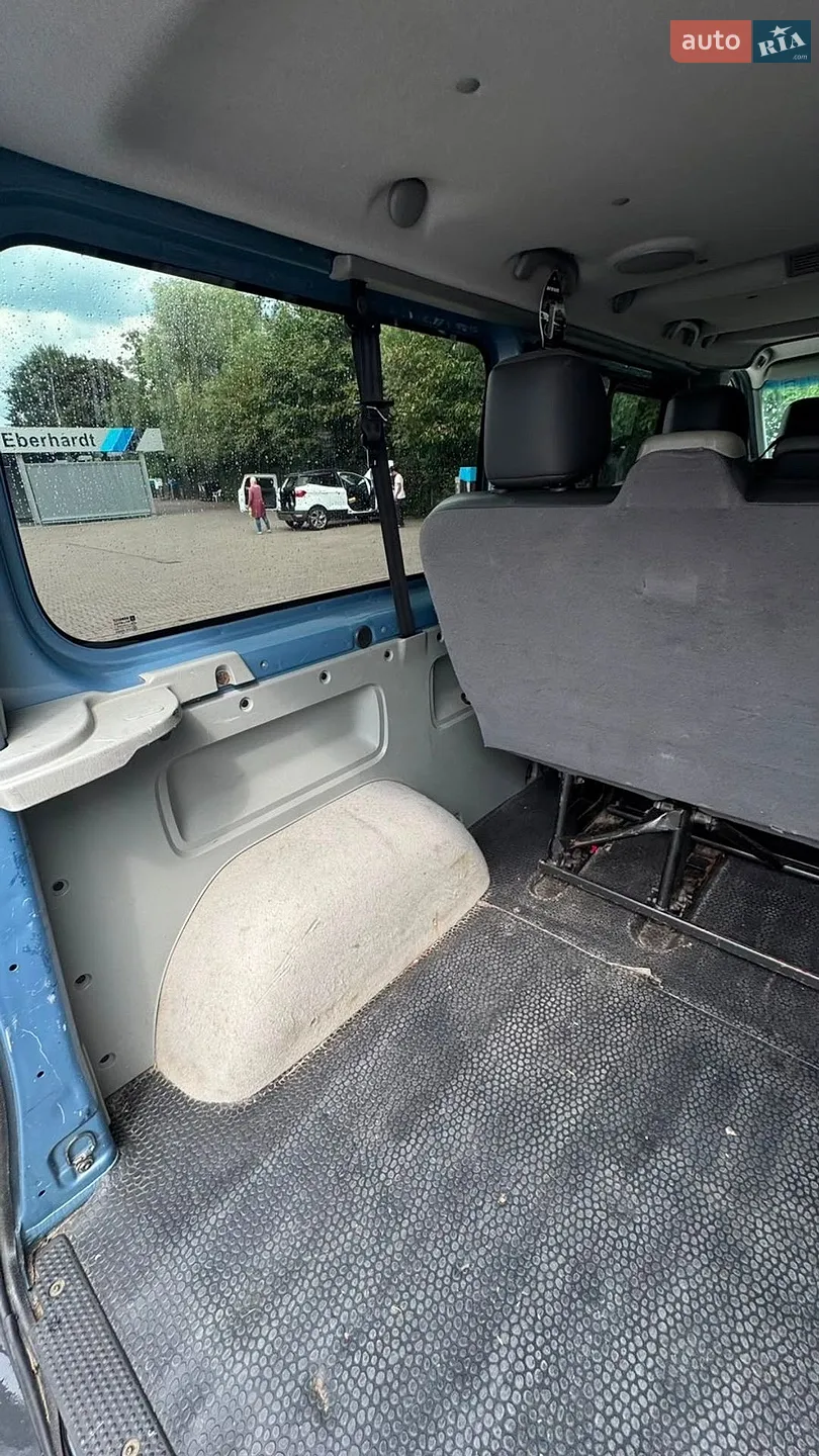 2010 Renault Trafic - мініатюра 22