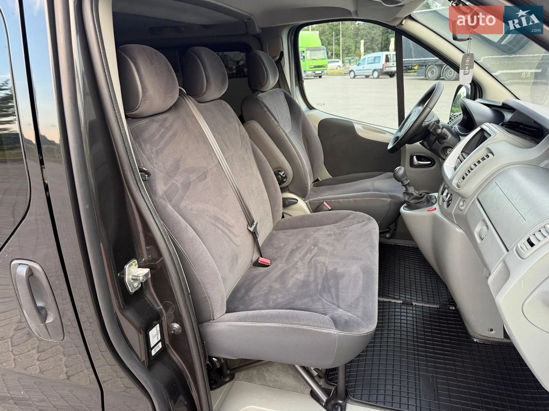 2012 Renault Trafic - мініатюра 24